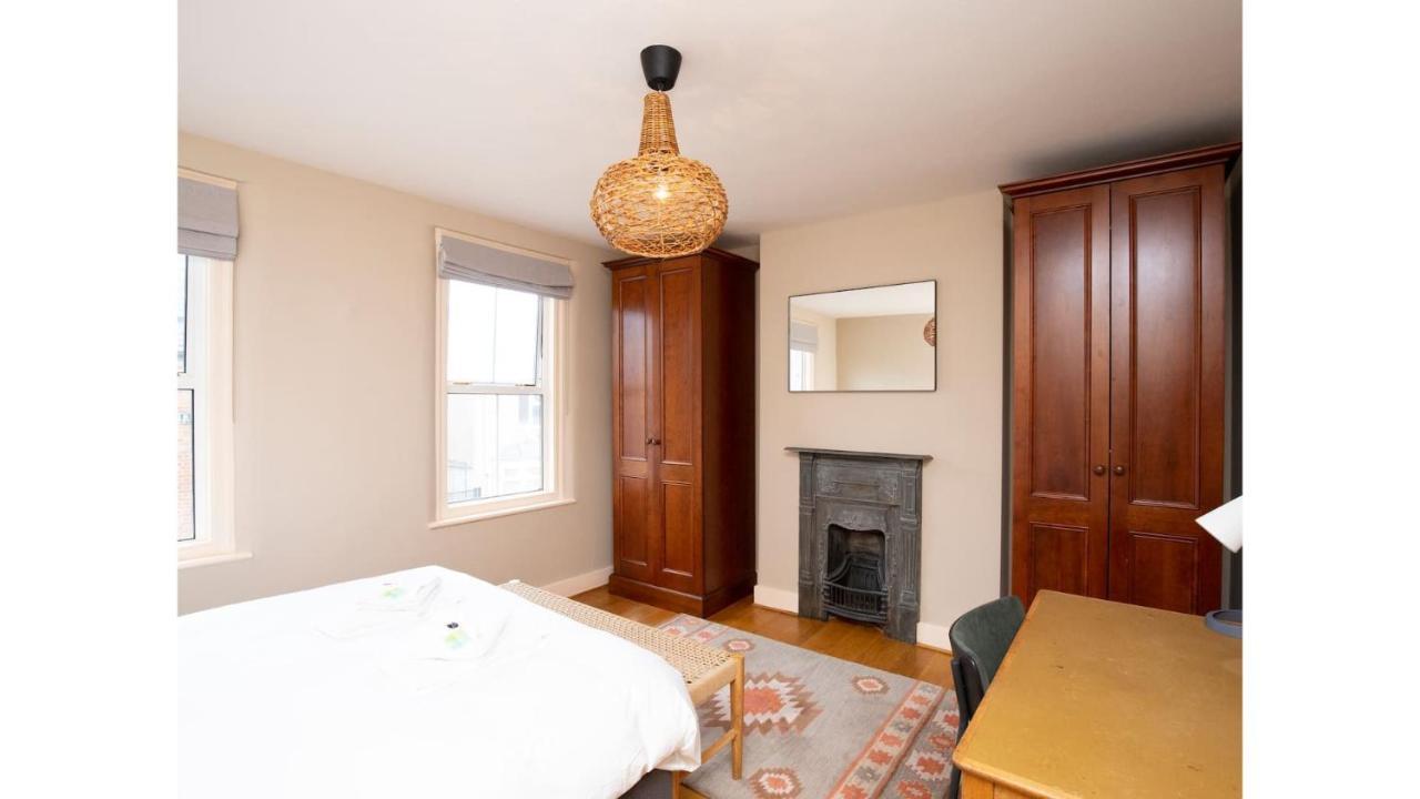 Pass The Keys Stunning, Brand New 3Br Home - Central Oxford Extérieur photo