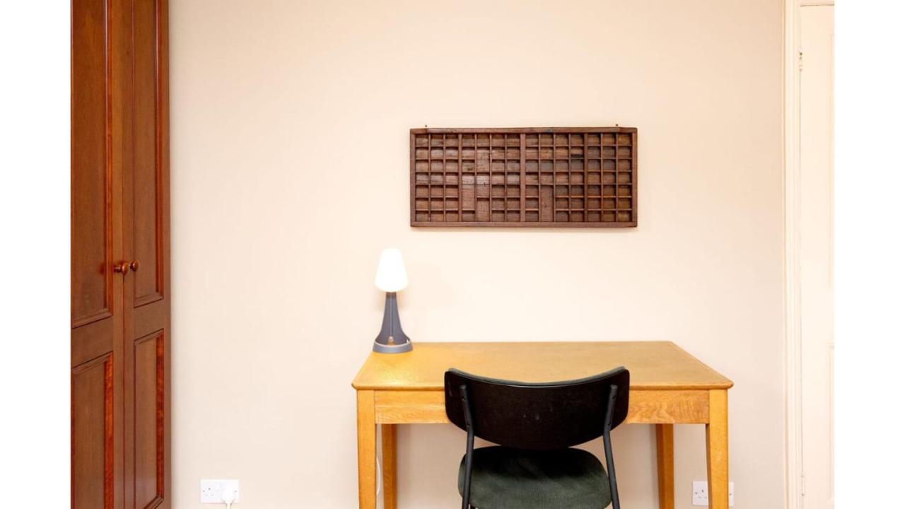 Pass The Keys Stunning, Brand New 3Br Home - Central Oxford Extérieur photo