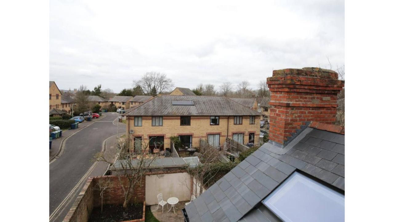 Pass The Keys Stunning, Brand New 3Br Home - Central Oxford Extérieur photo