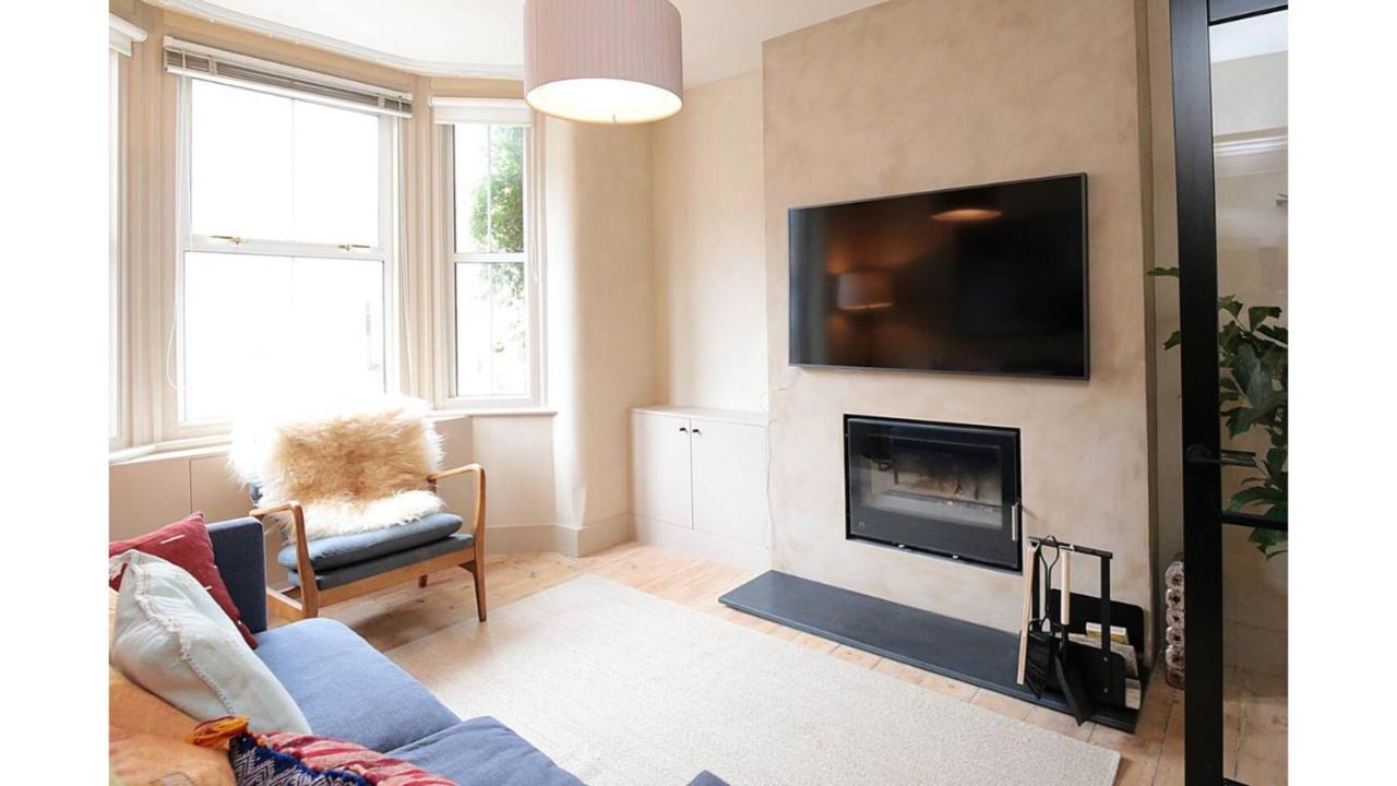 Pass The Keys Stunning, Brand New 3Br Home - Central Oxford Extérieur photo